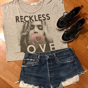 Vintage Levi’s 501 Cut Off Shorts 🌺